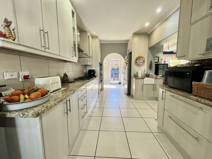 3 Bedroom Property for Sale in Helena Heights Western Cape